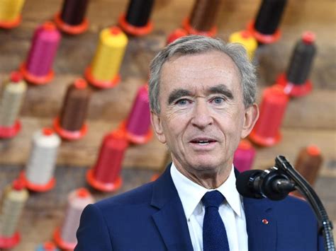 proprietario louis vuitton|Who Is Bernard Arnault: LVMH CEO, Is Sliding Down the Rich .